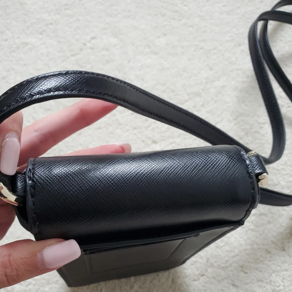 Kate Spade Staci North South Flap Phone Crossbody in Black Saffiano Leather